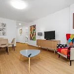 Apartman Artistic *